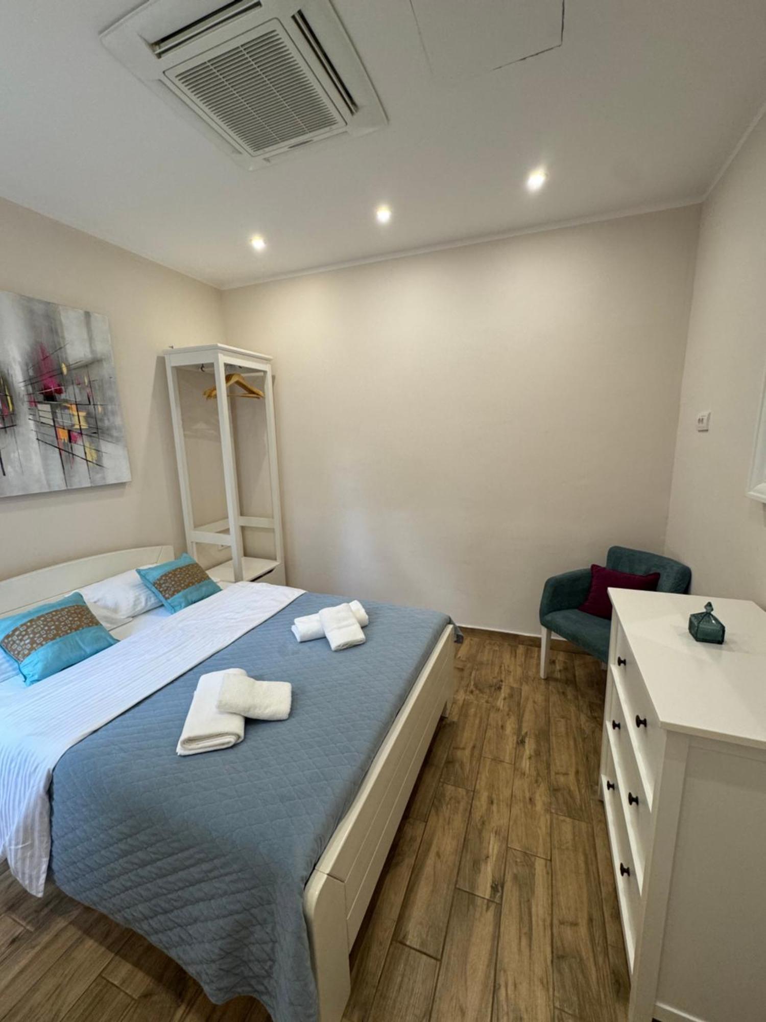 Story Lux Appartement Belgrado Buitenkant foto