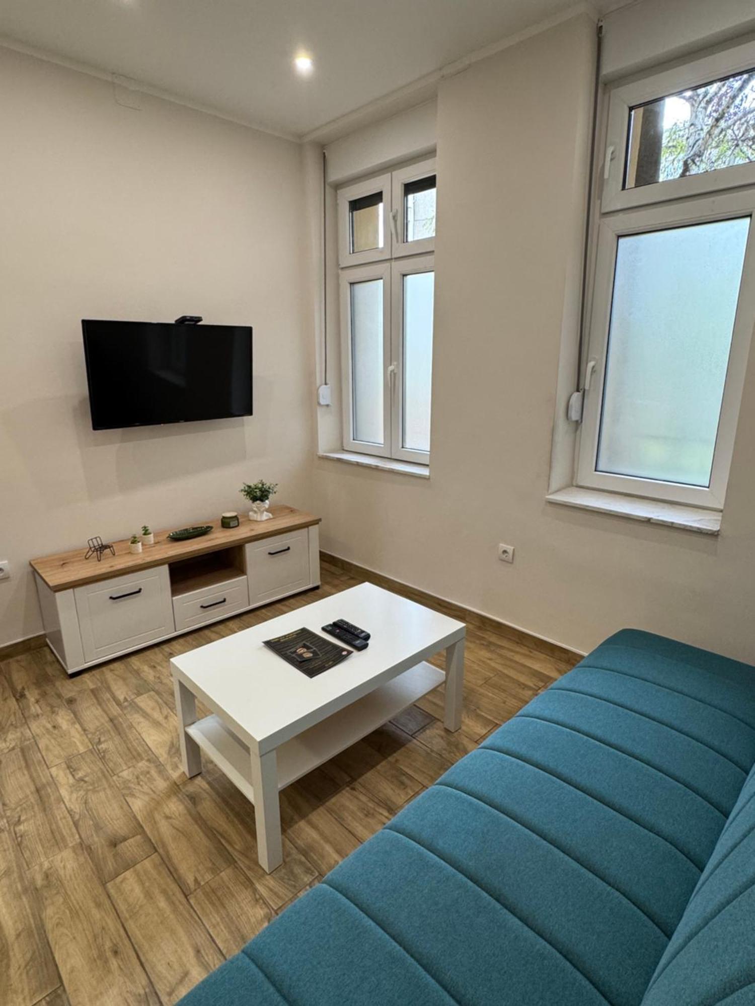 Story Lux Appartement Belgrado Buitenkant foto