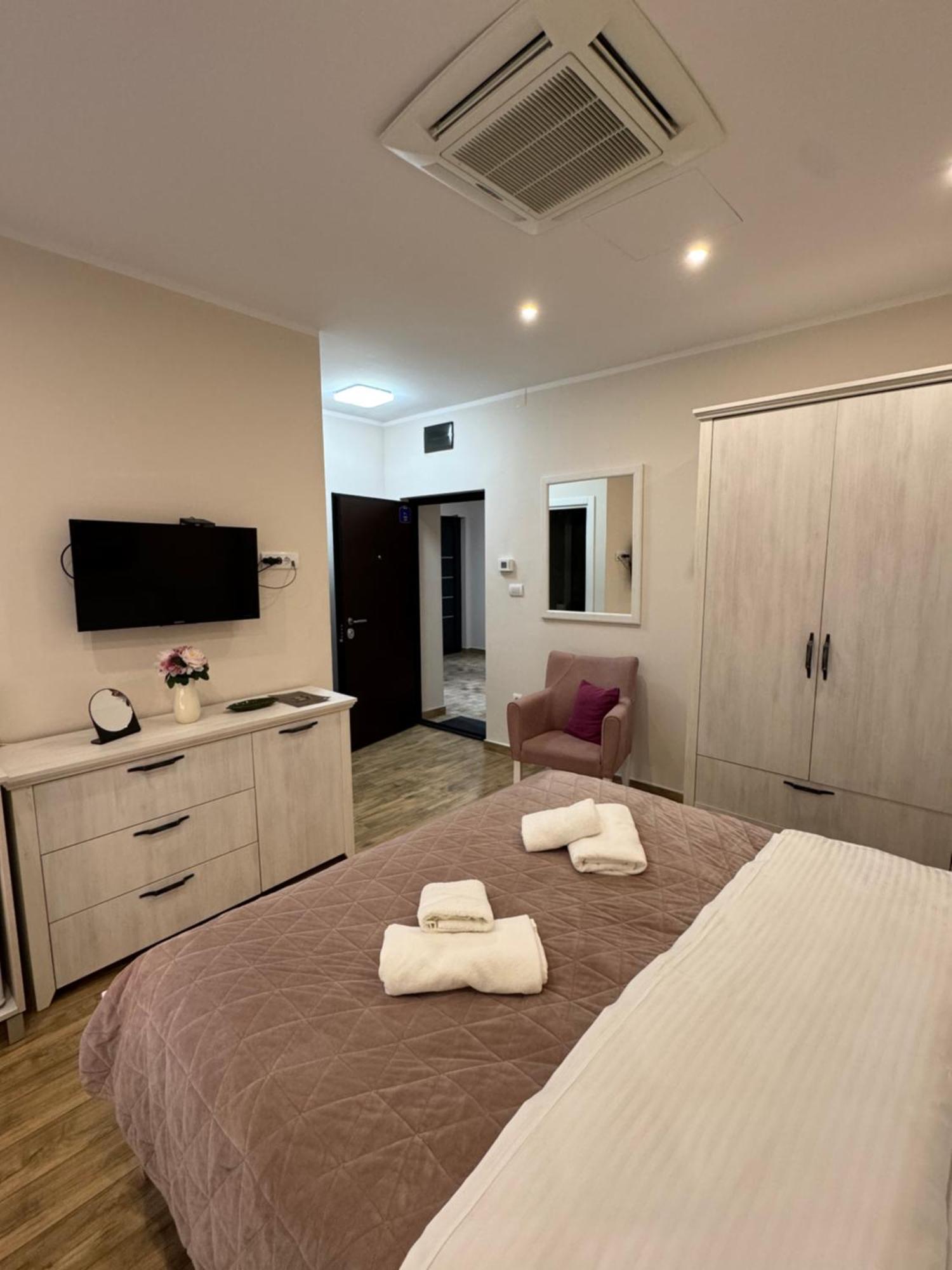 Story Lux Appartement Belgrado Buitenkant foto
